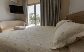 Apart Hotel Rivadavia 815